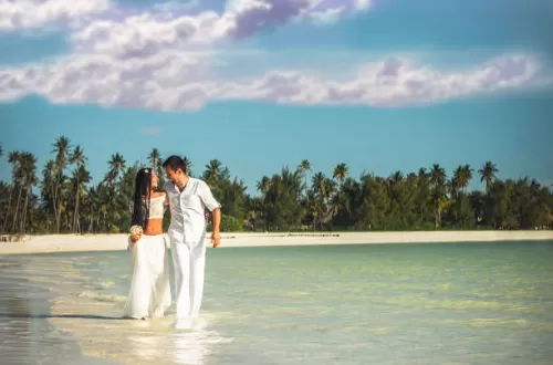 Honeymoon tours and romantic escapes